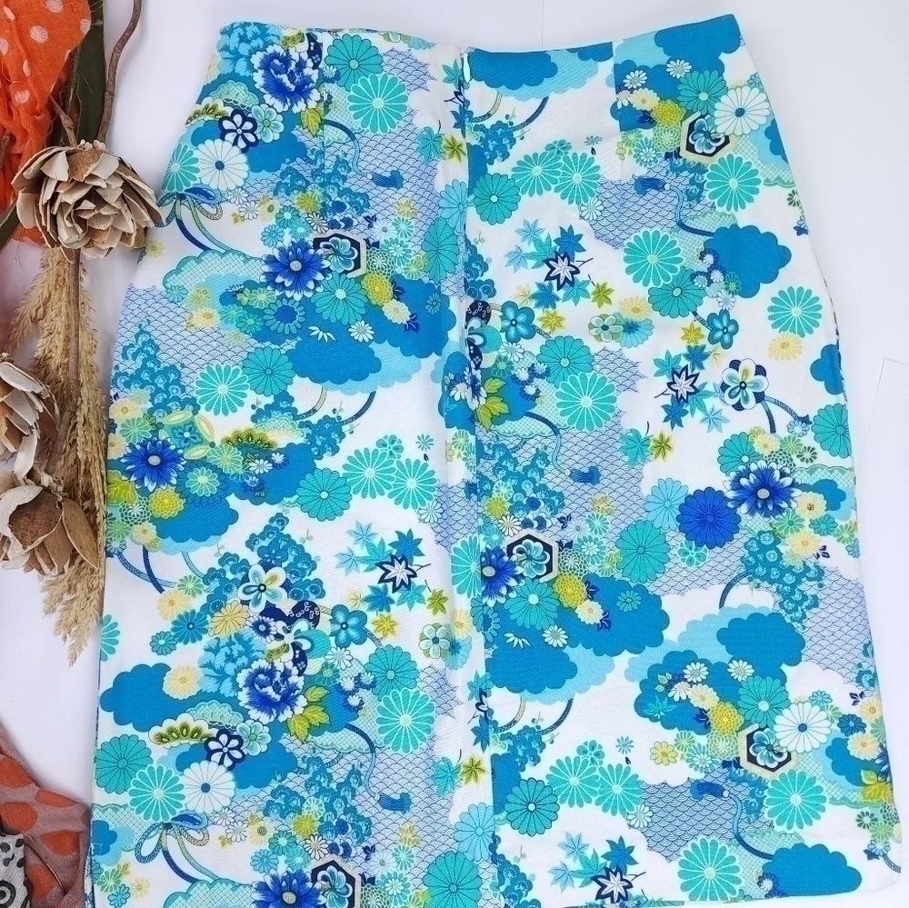 Braetan Blue White Floral Skirt Sz 6 - Picture 8 of 10